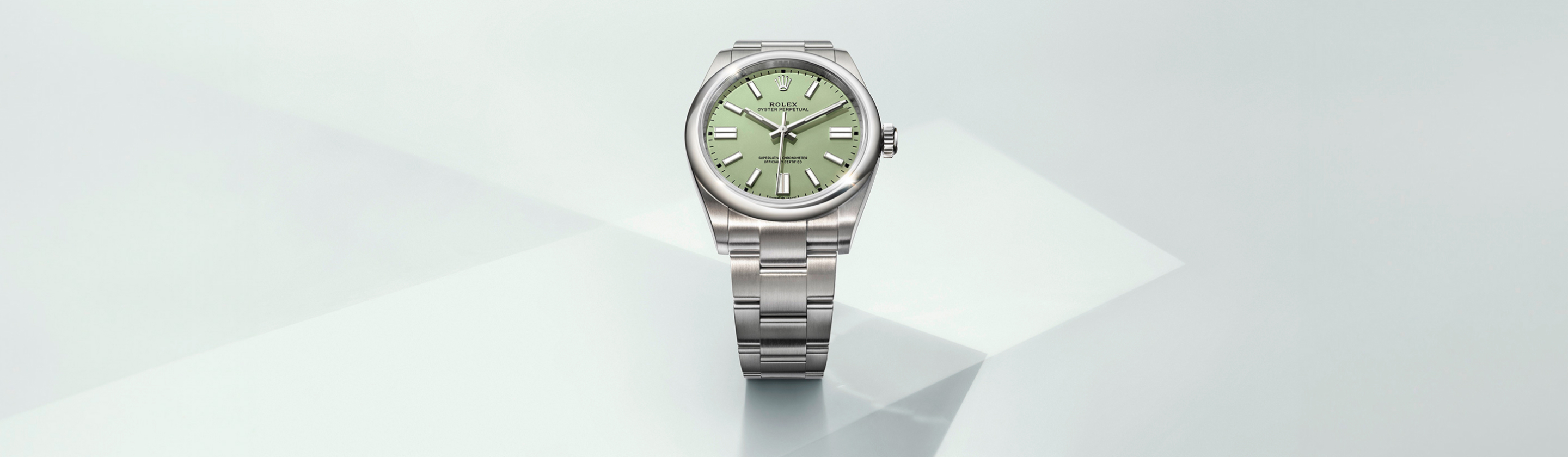 rolex-oyster-perpetual-cover-m134300-0006_2503stojan_001-landscape