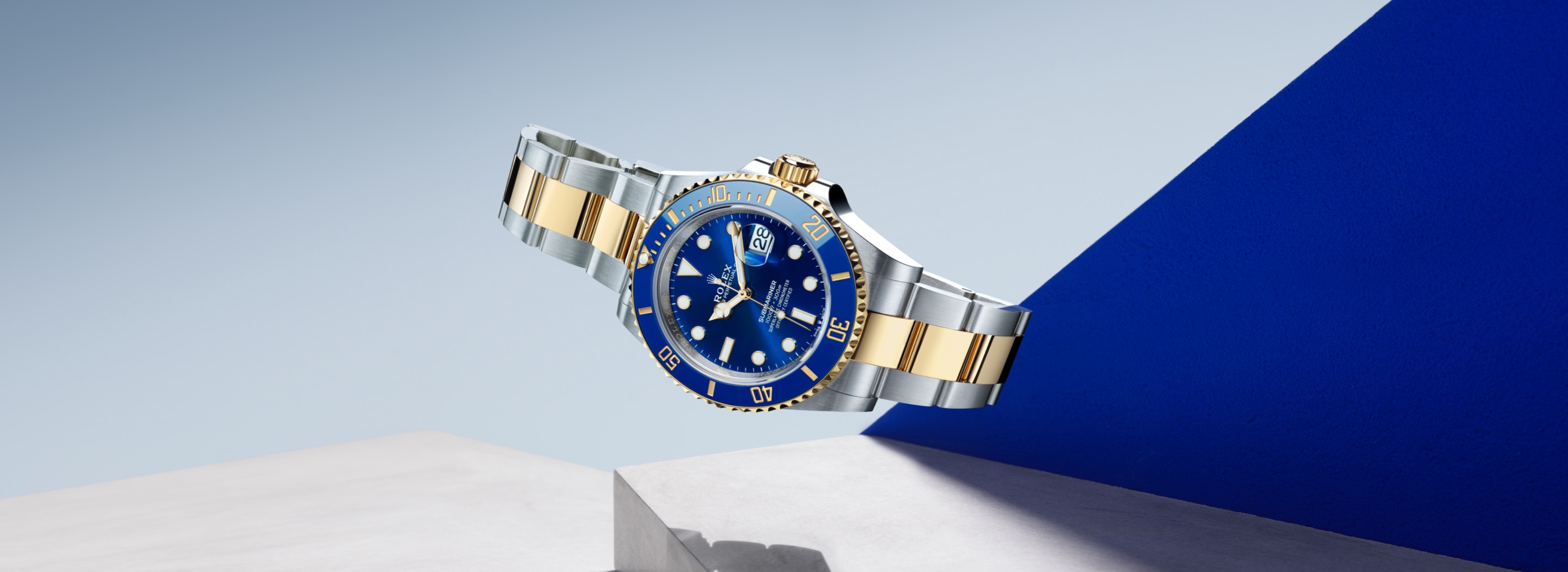 rolex-submariner-m126613lb-0002_2206es_001_xl-landscape