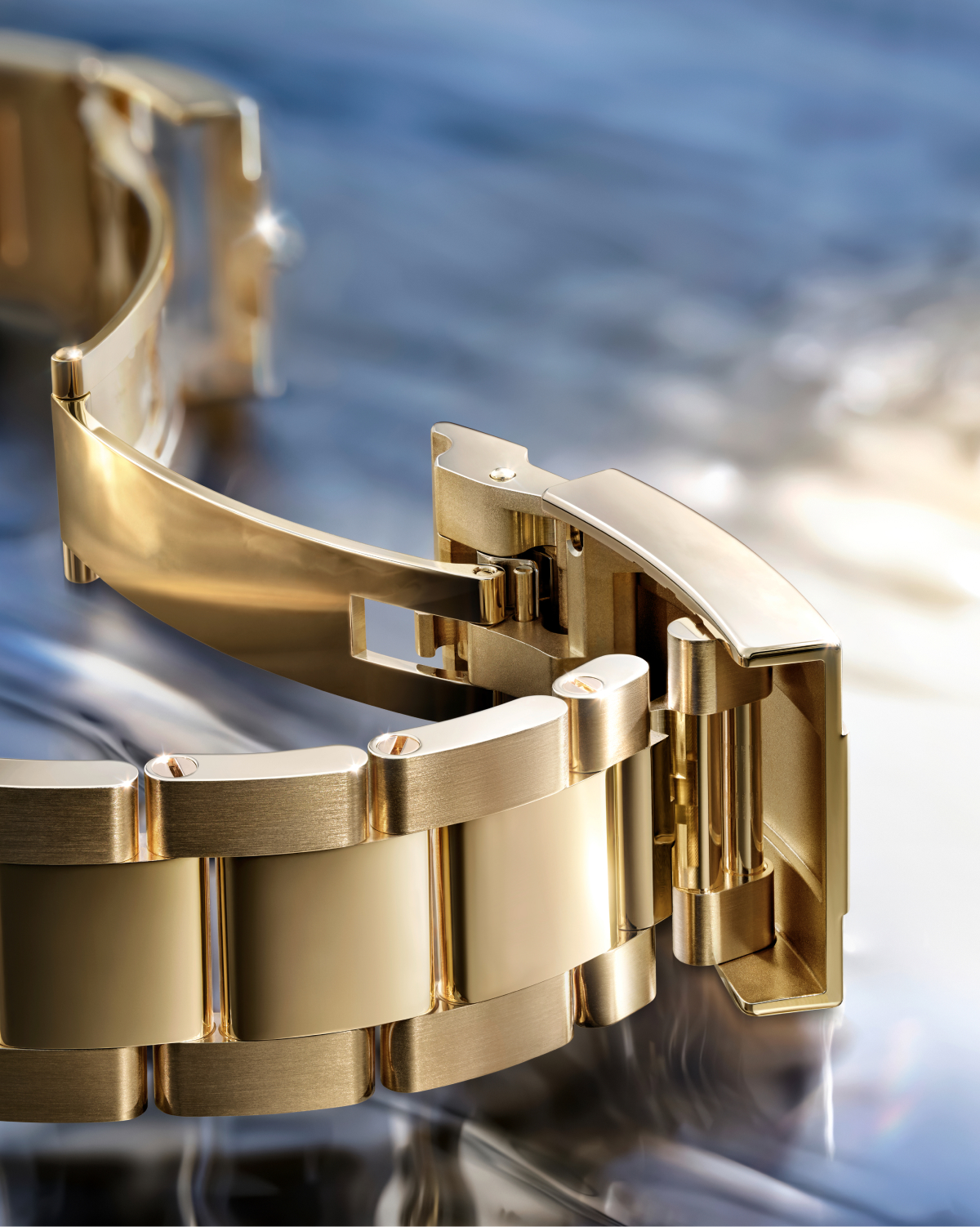 rolex-new-watches-2026-the-yacht-master-II-oyster-bracelet-m126688-0001-landscape