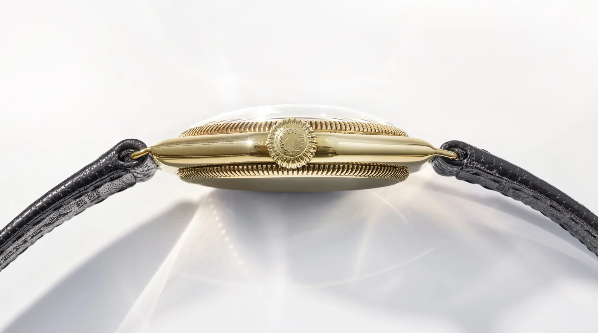 rolex-oyster-story-first_oyster_octagonal_1926_2602_0005_ecirgb-landscape
